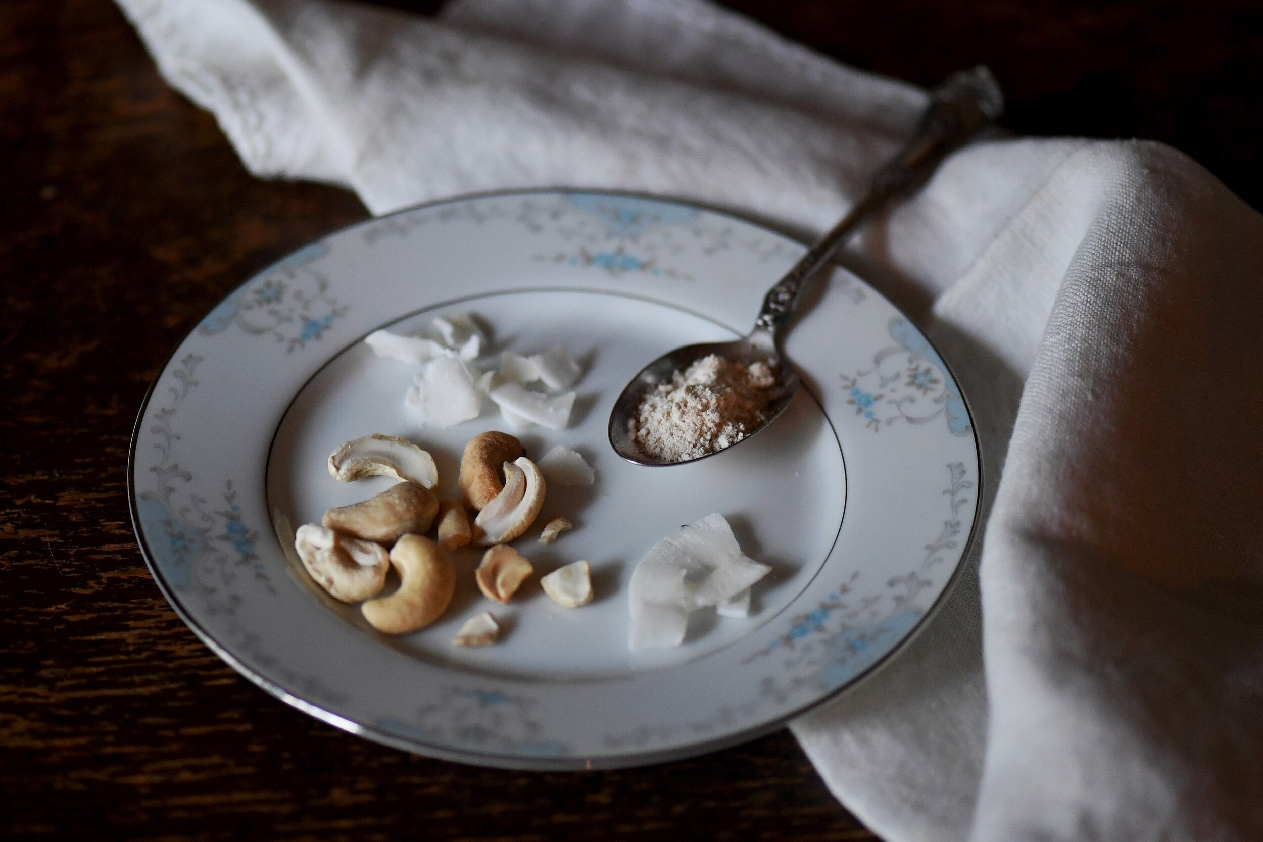 gluten-free flour with cashews and coconut flakes